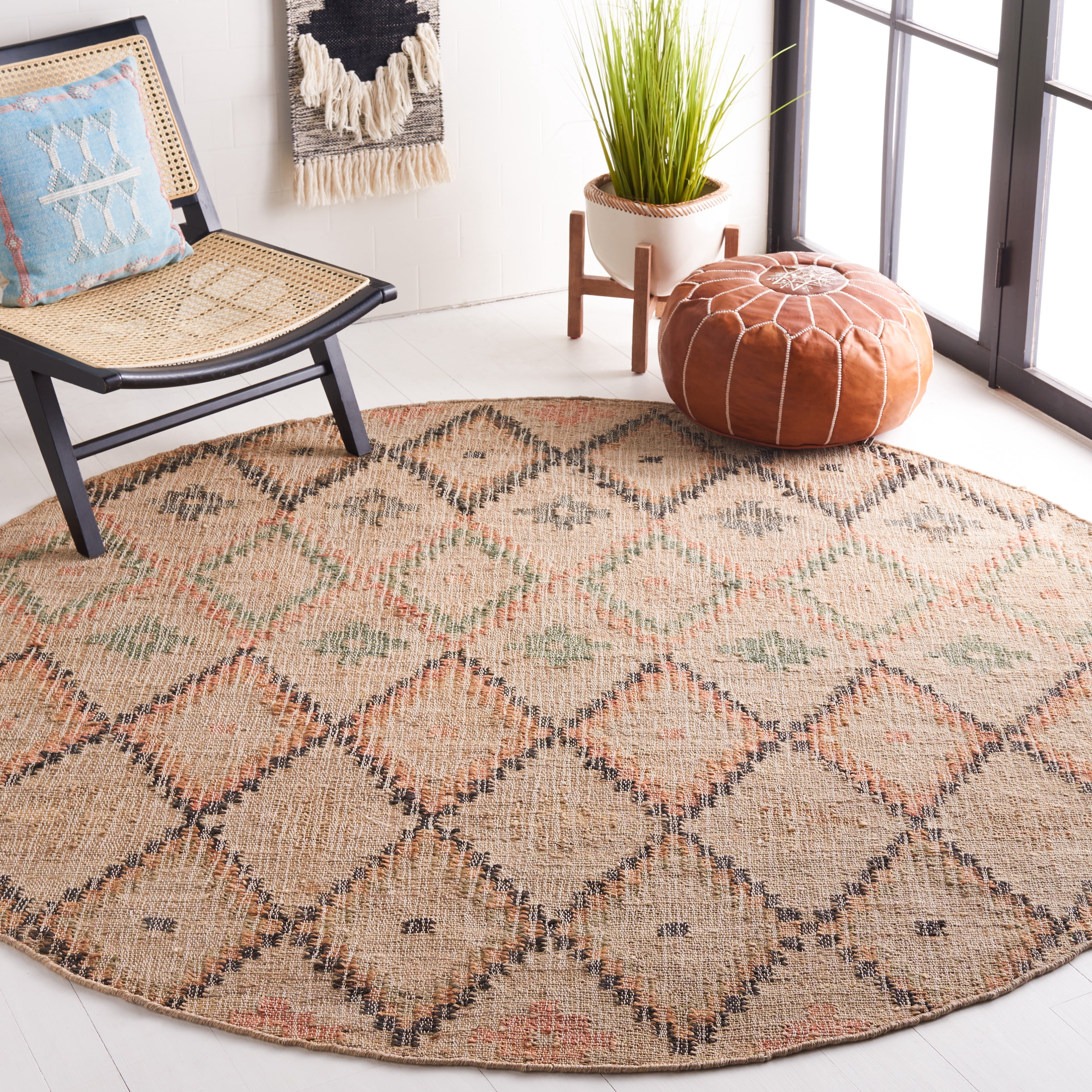 SAFAVIEH Kilim Mendoza Geometric Area Rug, Beige/Gold, 5' x 5' Round