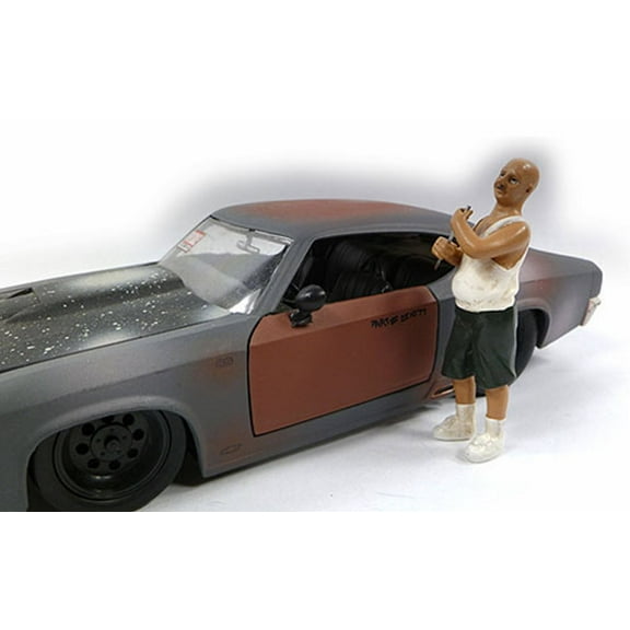 Auto Theft I Figure, White/ Green - American Diorama Figurine 23816 - 1/24 scale