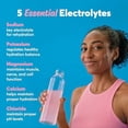 thumbnail image 3 of Tabletas de electrolitos Nuun Sport con cafeína de extracto de té verde, magnesio, calcio, potasio, cloruro y sodio, sin gluten y vegano, lima fresca, paquete de 8 (80 porciones en total), 3 of 5