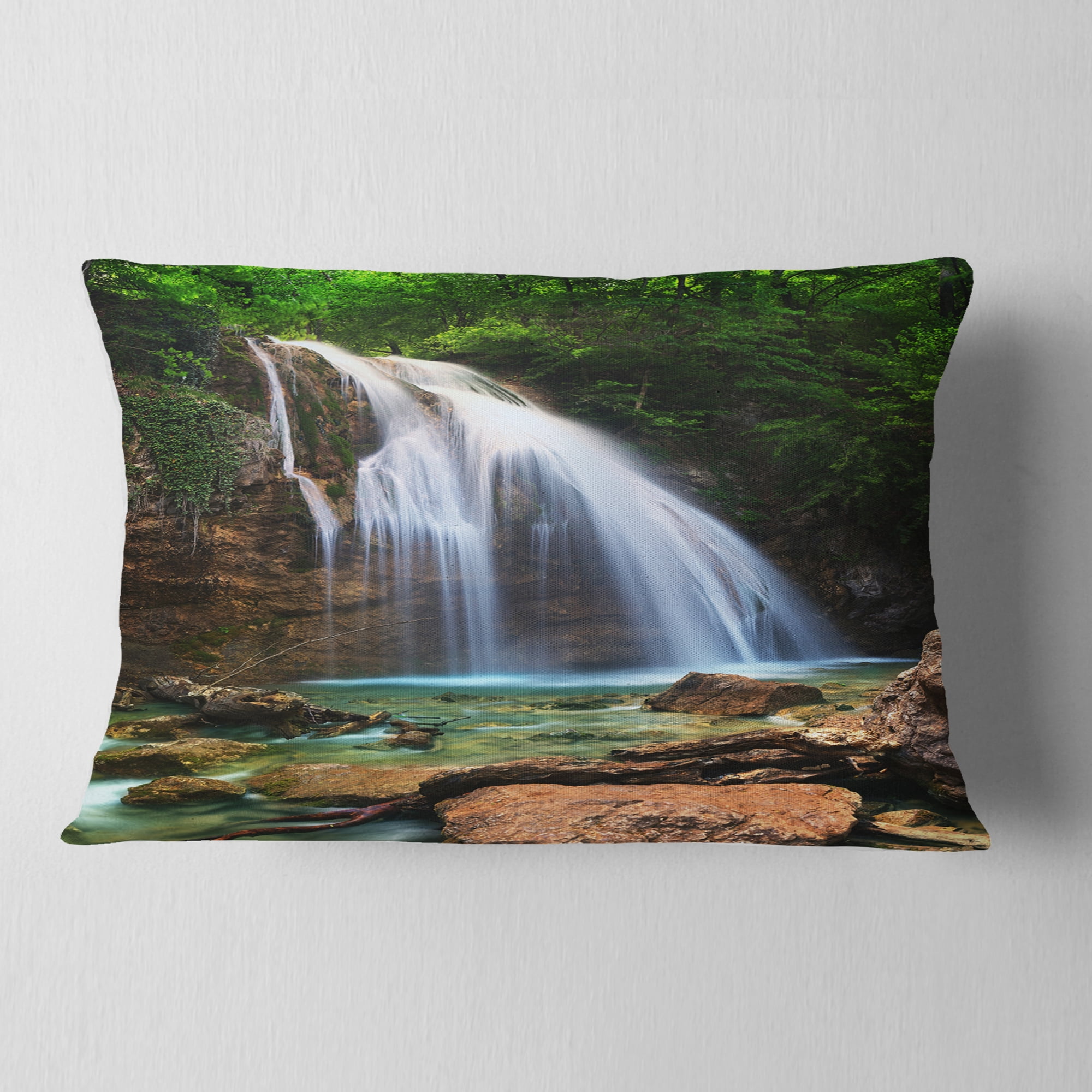 Designart Djur Djur Waterfall - Landscape Photography Throw Pillow - 12x20
