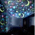 thumbnail image 1 of Juego de pegatinas de pared fluorescentes para dormitorio de niños, pegatinas 3D luminosas, estrellas, lunas, luz en la oscuridad, juguetes de decoración del hogar, 1 Juego3263, 1 of 5