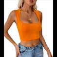 thumbnail image 3 of Top Corto Sin Mangas con Cuello Cuadrado para Mujer, Ideal para Entrenamiento y Fitness, Básico de Verano 2025 Color Naranja XL, 3 of 8