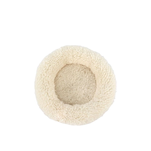 juguse Chambre Petit Animal de Compagnie Lit Chaud en Peluche Cage pour Animal Hiver Automne Réutilisable Lavable Tapis de Repos en Coton Rond Cadeau d'Anniversaire Blanc P. un Lit Rond, Doux en Peluche pour Animal de Compagnie en Blanc, Conçu pour les Petits Animaux. le Lit Présente une texture Douillette et Chaude, Idéal pour l'Utilisation Hivernale. Convient pour le placement dans les Chambres, les Salons Ou les Animaleries. Fait de Peluche et de Coton, Il Est Réutilisable, Lavable et Fabriqué avec une Finition Soignée.
