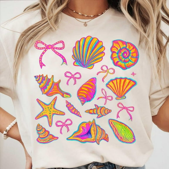 Coquette Seashell T-shirt, Beach T-shirt, Coastal T-shirt, Retro Summer T-shirt, Summer Vibes T-shirt, Summer Coquette T-shirt, Vintage Summer T-shirt, Girls Trip T-shirt