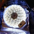 thumbnail image 3 of Tira LED de 1 metro no impermeable con sensor de movimiento, luz blanca carga USB. Tira LED autoadhesiva para dormitorio, salón, cocina, armarios y decoración.   JM, 3 of 4