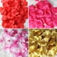 thumbnail image 3 of BRIGHTFUFU 1000 pétalos de rosa artificiales de tela para decoración de bodas (dorados), 3 of 4