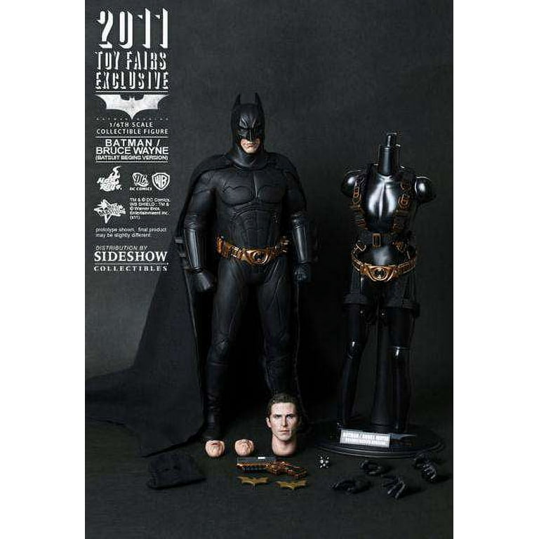 Batman Begins Batman / Bruce Wayne Collectible Figure Set Batman Begins Batman / Bruce Wayne Collectible Figure Set
