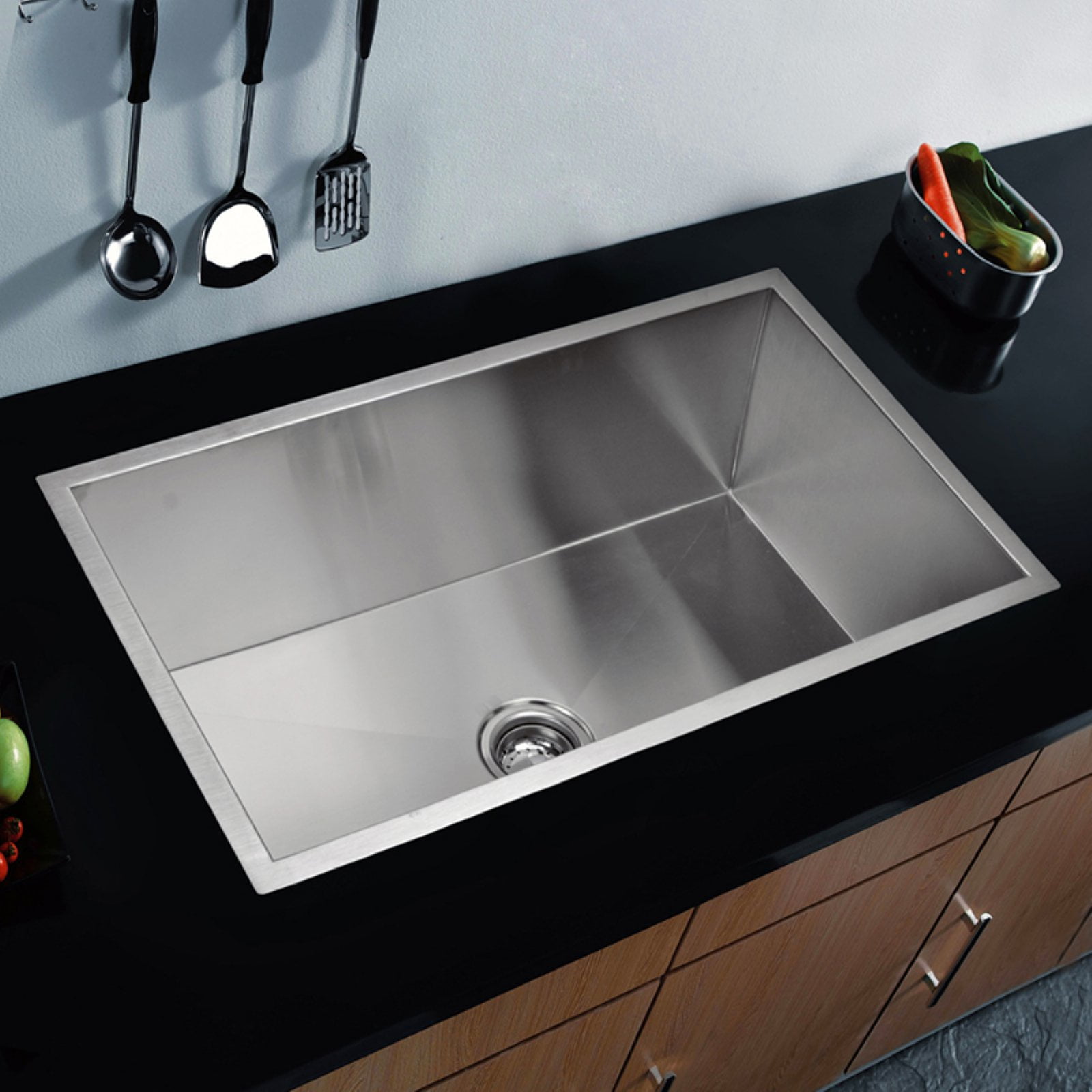 33" X 19" Single Bowl Kitchen Sink, Undermount, Single, Stainless Steel