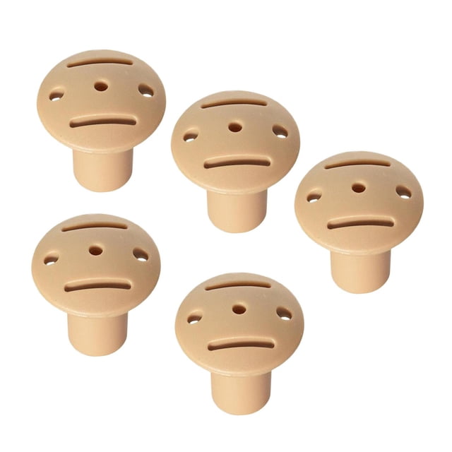 5 protectores de punta de trekking que absorben los impactos y son antideslizantes para caminar en la montaña. beige