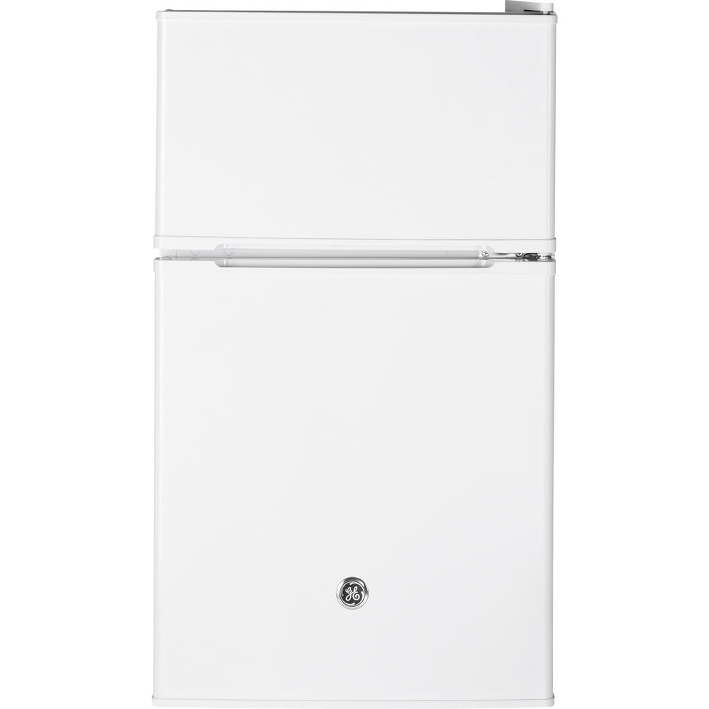 GE 3.1 Cu Ft DoubleDoor Compact Refrigerator GDE03GGKWW, White