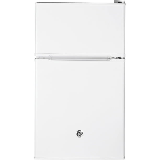 GE 3.1 Cu Ft DoubleDoor Compact Refrigerator GDE03GGKWW, White
