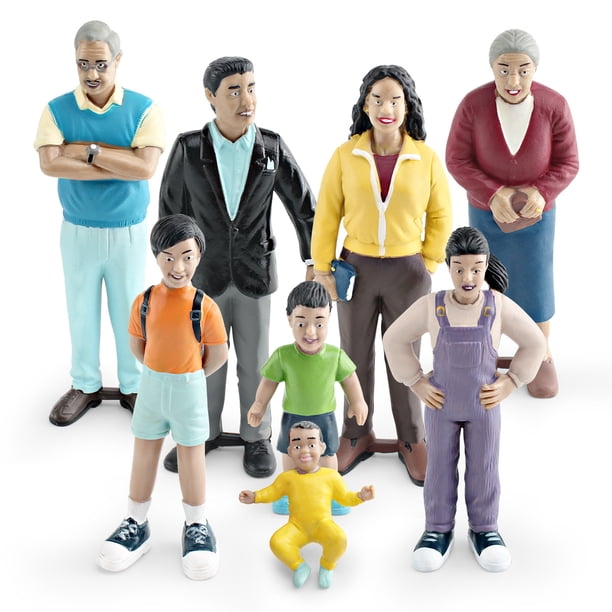 Set de figuras familiares realistas de 7 figuras de familia española