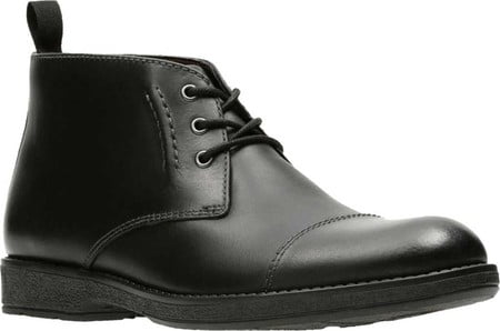 clarks black chukka boots