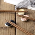thumbnail image 5 of Soporte de cerámica para palillos de estilo japonés, práctico soporte antideslizante para palillos, herramienta de cocina, 5 of 5