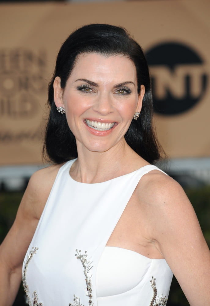 Julianna Margulies At Arrivals For 22Nd Annual Screen Actors Guild