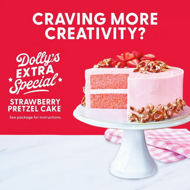 strawberry cake　1113 🍓🍰 Strawberry Cheesecake Dump Cake 🍰🍓 Ingredients: 1 box