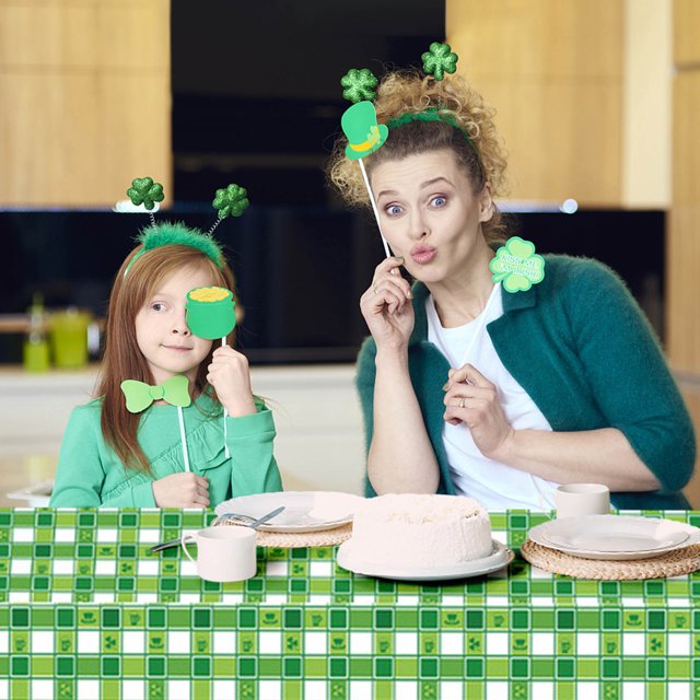 AYktou St Patricks Day Decorations,Spring Decor,Party Favors, Disposable Rectangle Plastic Tablecloth For Parry Festival Theme Party Table Cloth Disposable PE Table Cloth A Tablecloth