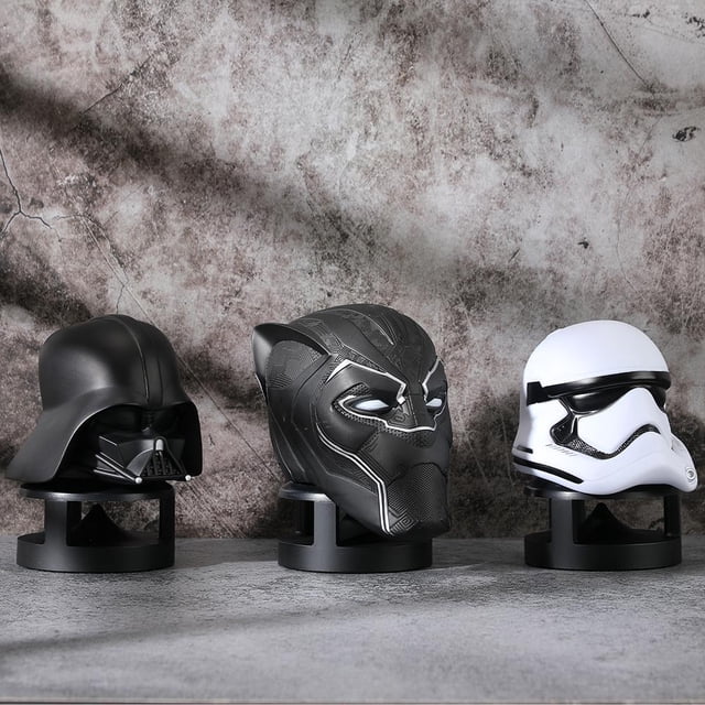 Personajes de películas Casco inalámbrico Altavoz Bluetooth Mini altavoz de escritorio Regalo Adornos de escritorio de audio