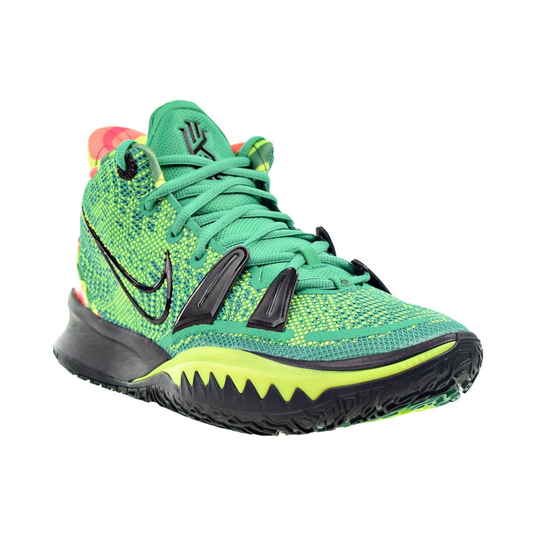 Nike Kyrie 7 Basketball Shoes in Green for Men