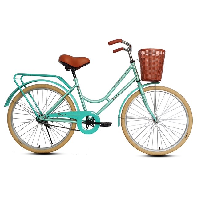 bicicleta maja vintage retro urbana rodada 24 verde bicicleta urbana con canasta color Verde Aqua; cuadro de acero vintage reforzado de paso bajo, portabulto reforzado trasero, cubrecadena clásico y asiento amplio marrón; salpicaderas a tono, frenos contra-pedal y descanso lateral; vista lateral 3/4 sobre fondo blanco con ruedas rodada 24 y llantas crema. Suele usarse para recados y paseos cortos en ciudad.