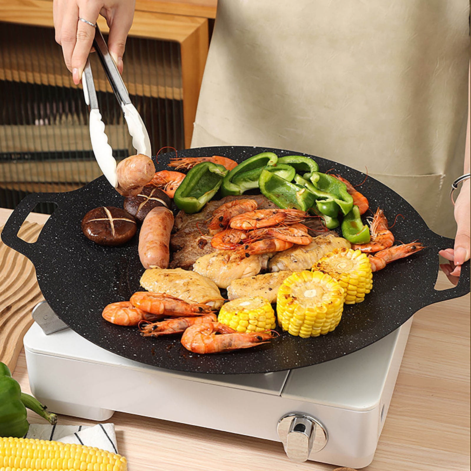 Non-Stick Round Cast Iron Grill Pan – Korean BBQ Griddle for Indoor/Outdoor Cooking, Baking & Camping, Heavy-Duty & Multi-Functional