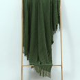 thumbnail image 2 of Manta decorativa tejida CREVENT 127 x 152 cm, color verde bosque, 2 of 4