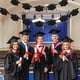 thumbnail image 5 of Guirnalda de birretes de graduación, pancarta de doble capa con purpurina, decoración de birrete para fiestas de instituto y universidad., 5 of 6