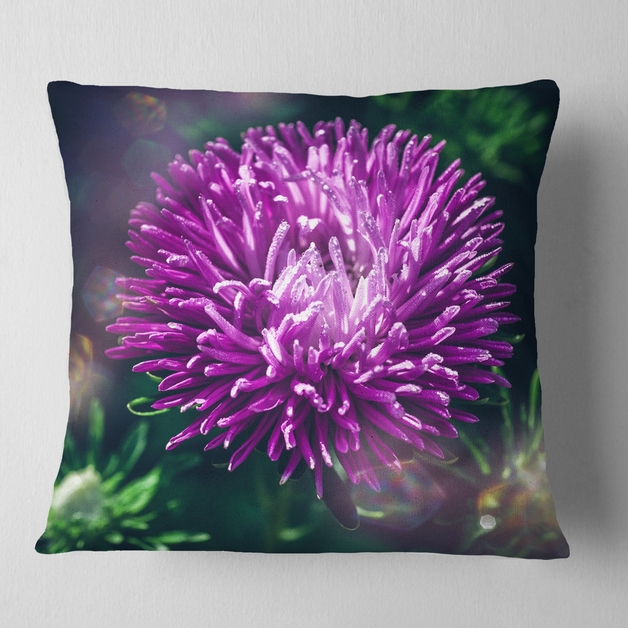 Designart Chrysanthemum Flower with Bokeh - Flowers Throw Pillowwork - 16x16