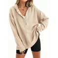 thumbnail image 1 of Sudadera con Capucha de Larga Extragrande para Mujer, Cuello en V, Botones y Abertura Lateral, Estilo Informal. Albaricoque XXL, 1 of 8