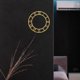 thumbnail image 4 of Reloj de pared con números romanos redondos, espejo acrílico, adhesivo para sala de estar, elegante y duradero, ideal para oficina y hogar., 4 of 6