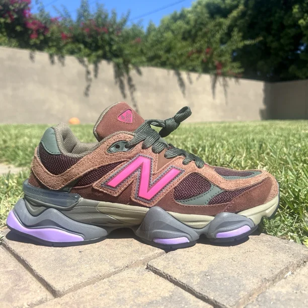 New Balance 9060 Men 8.5 Sneakers Shoes Rich Oak Burgundy Hi Pink