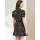 thumbnail image 5 of Vestido De Manga Abullonada Corta De Gasa Con Pajarita Floral Con Volantes Para Mujer Allegra K Negro verde flores rojas y blancas M, 5 of 6