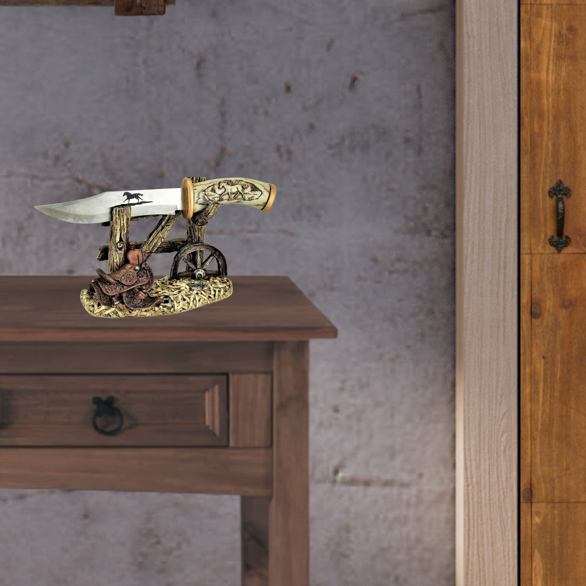 Hunting Blade Knife with Western Style Horse Decorative Stand - Gift for Hunters