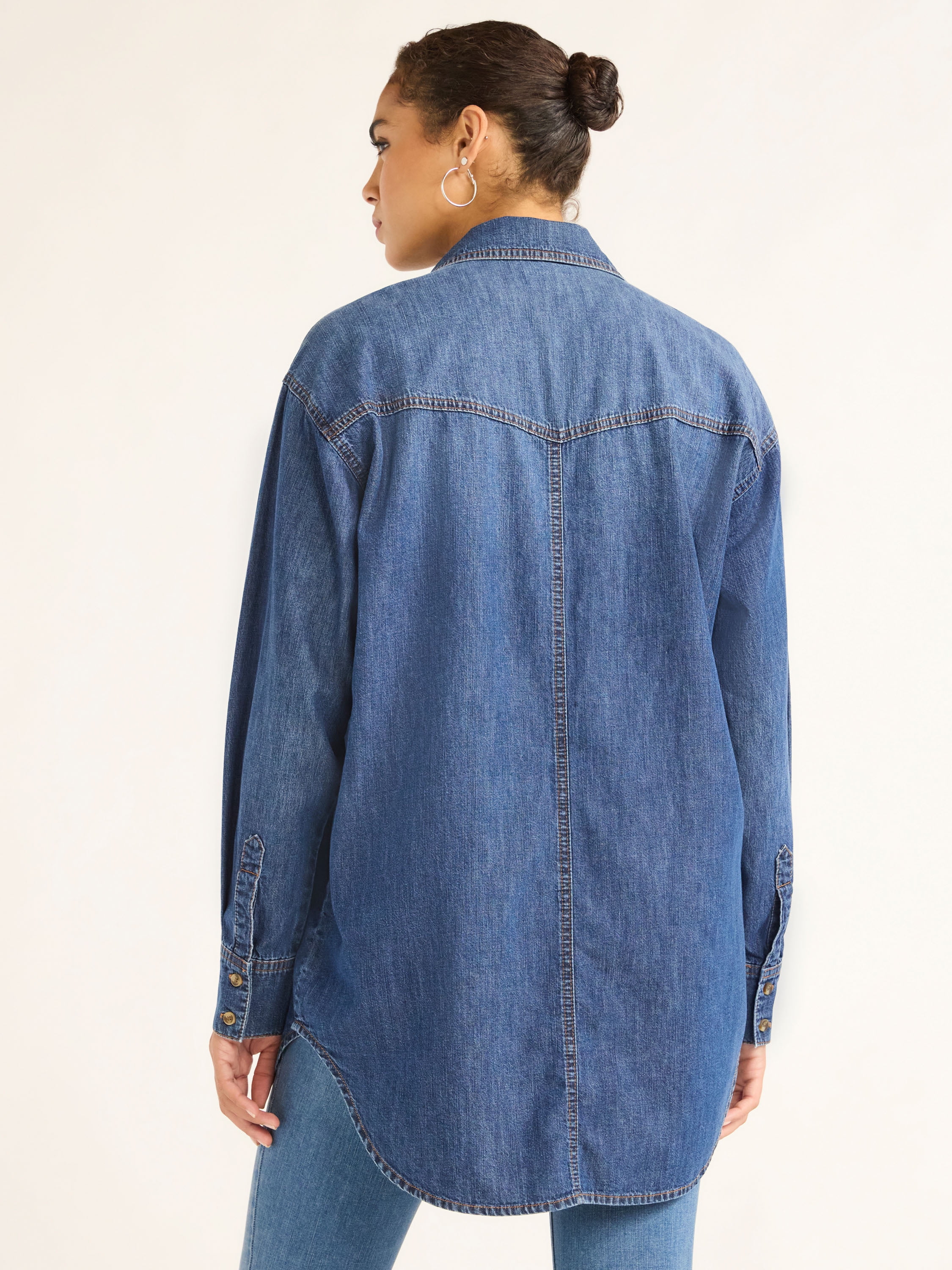 Sofia by Sofia Vergara Women's and Women's Plus Sofia Oversized Boyfriend Shirt with Long Sleeves, Sizes XS-4X