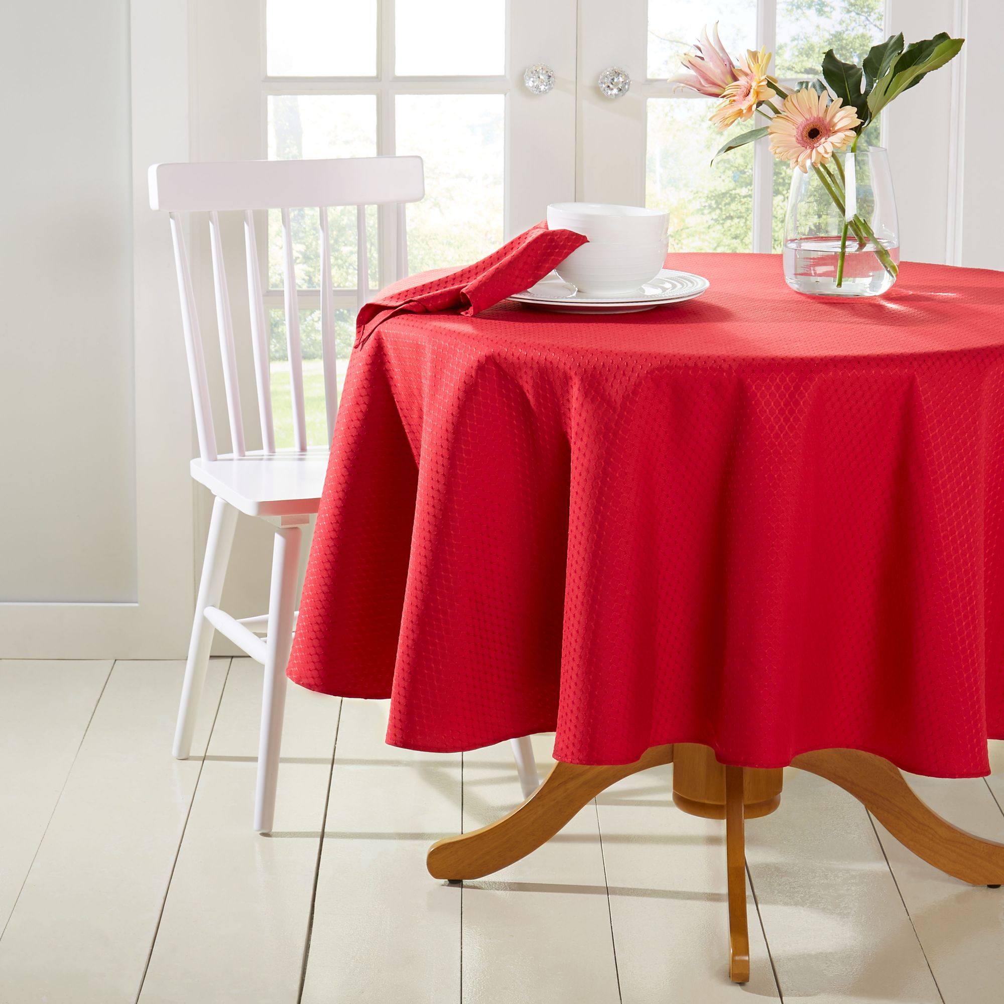 Town & Country Living McKenna Tablecloth