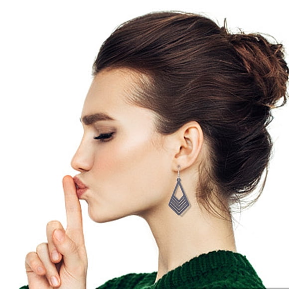 Articles for Adornment Danhjin Brief and Fashionable Wood Hollow Geometric Earrings Earrings Earrings European and Wood Earrings Jewelry