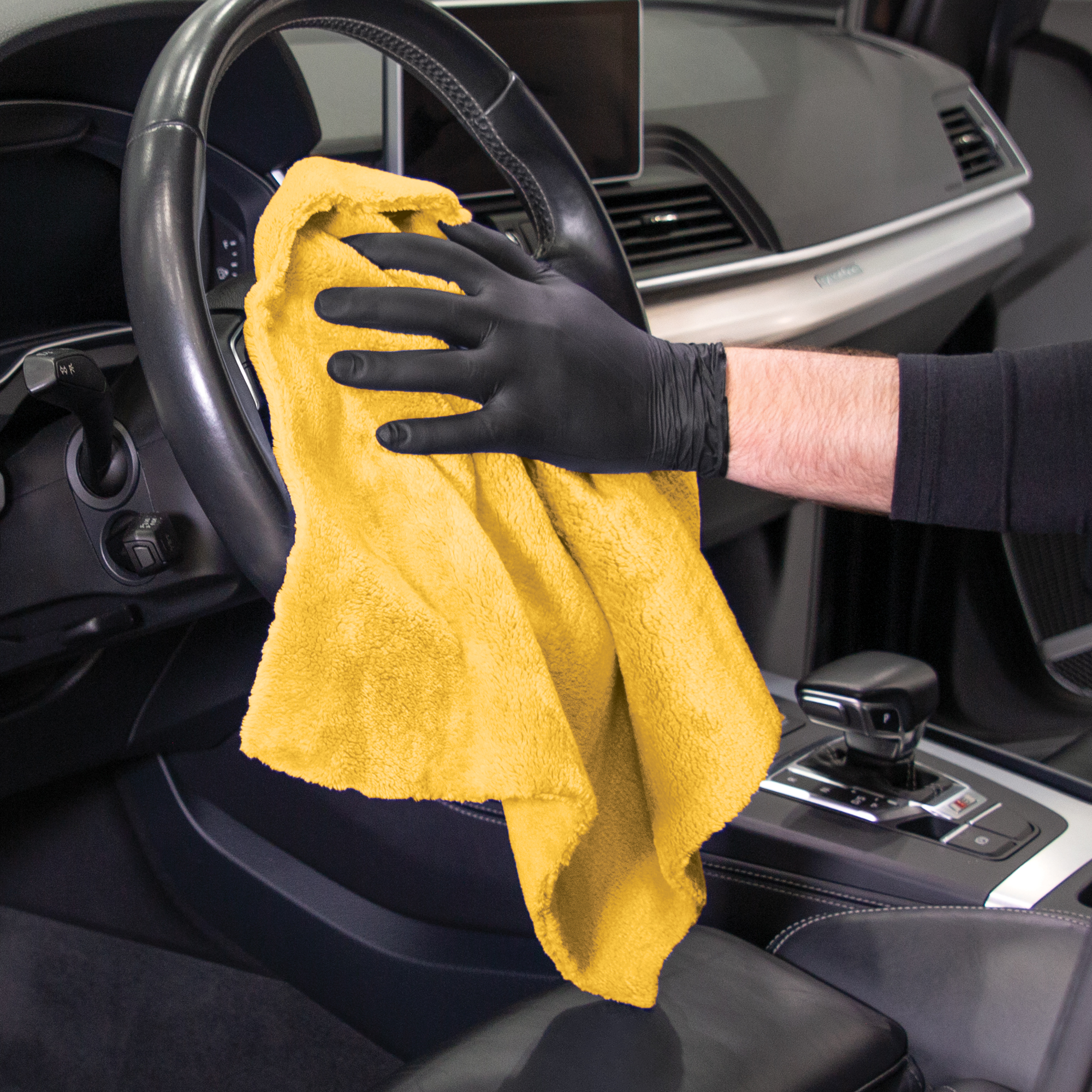 Platinum Series Pro Spec Microfiber Towels - 4 Pack photo 5