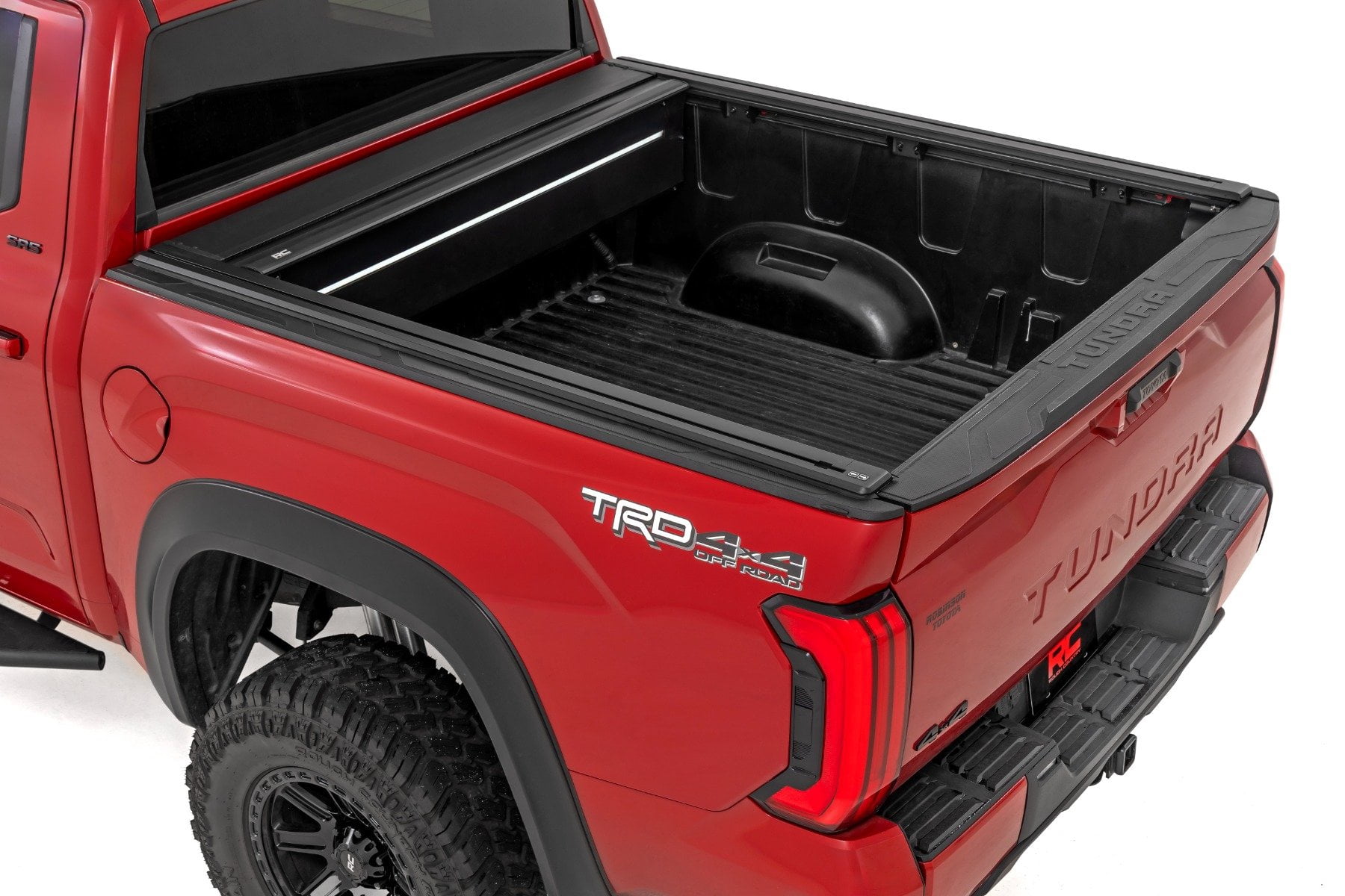 Rough Country Powered Retractable Bed Cover for 22-25 Toyota Tundra - 51514551