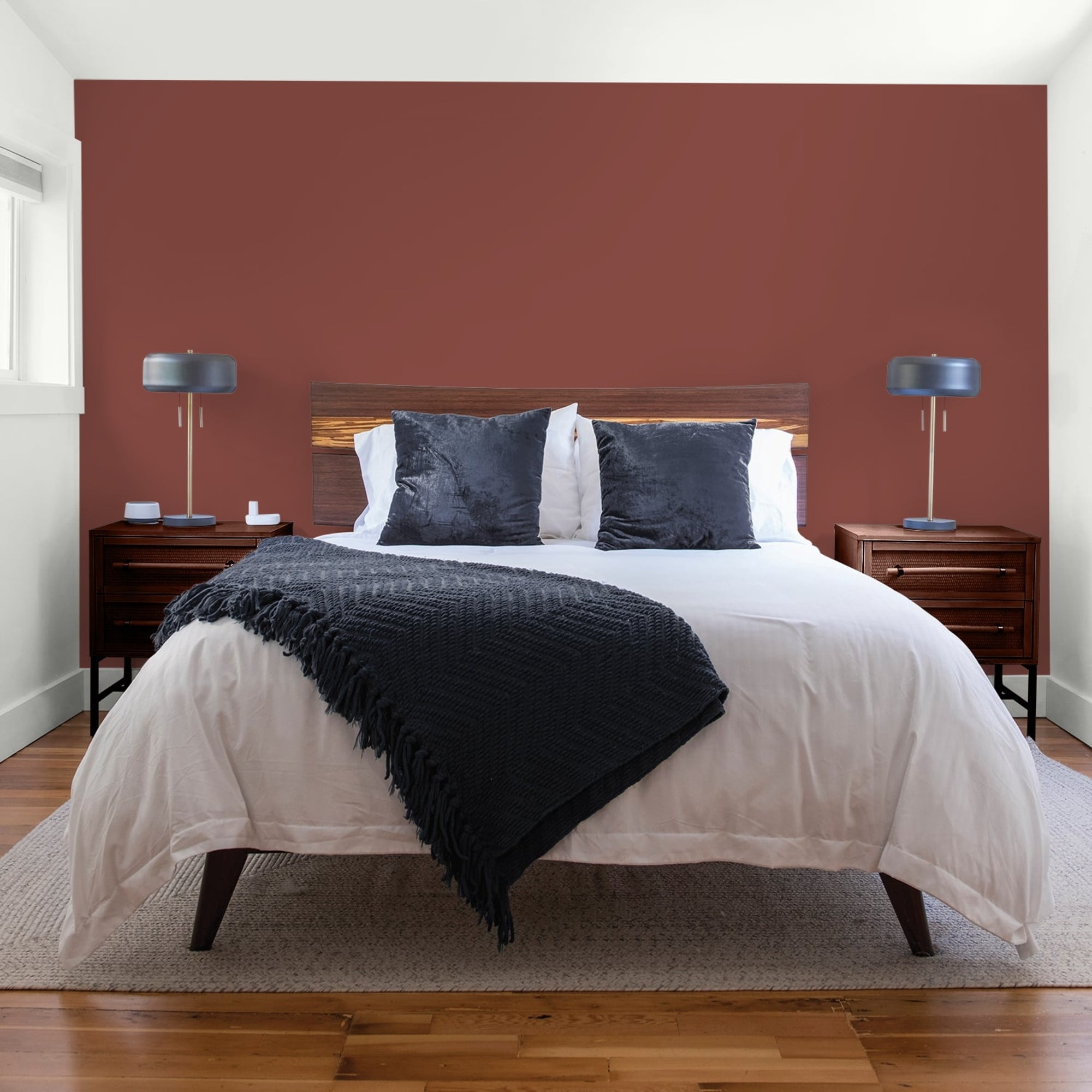 Glidden One Coat Sweet Spiceberry / Red Flat Interior Paint with Primer, 1 Gallon