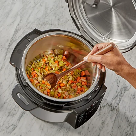 Instant Pot RIO Gourmet 6QT Multi-Cooker