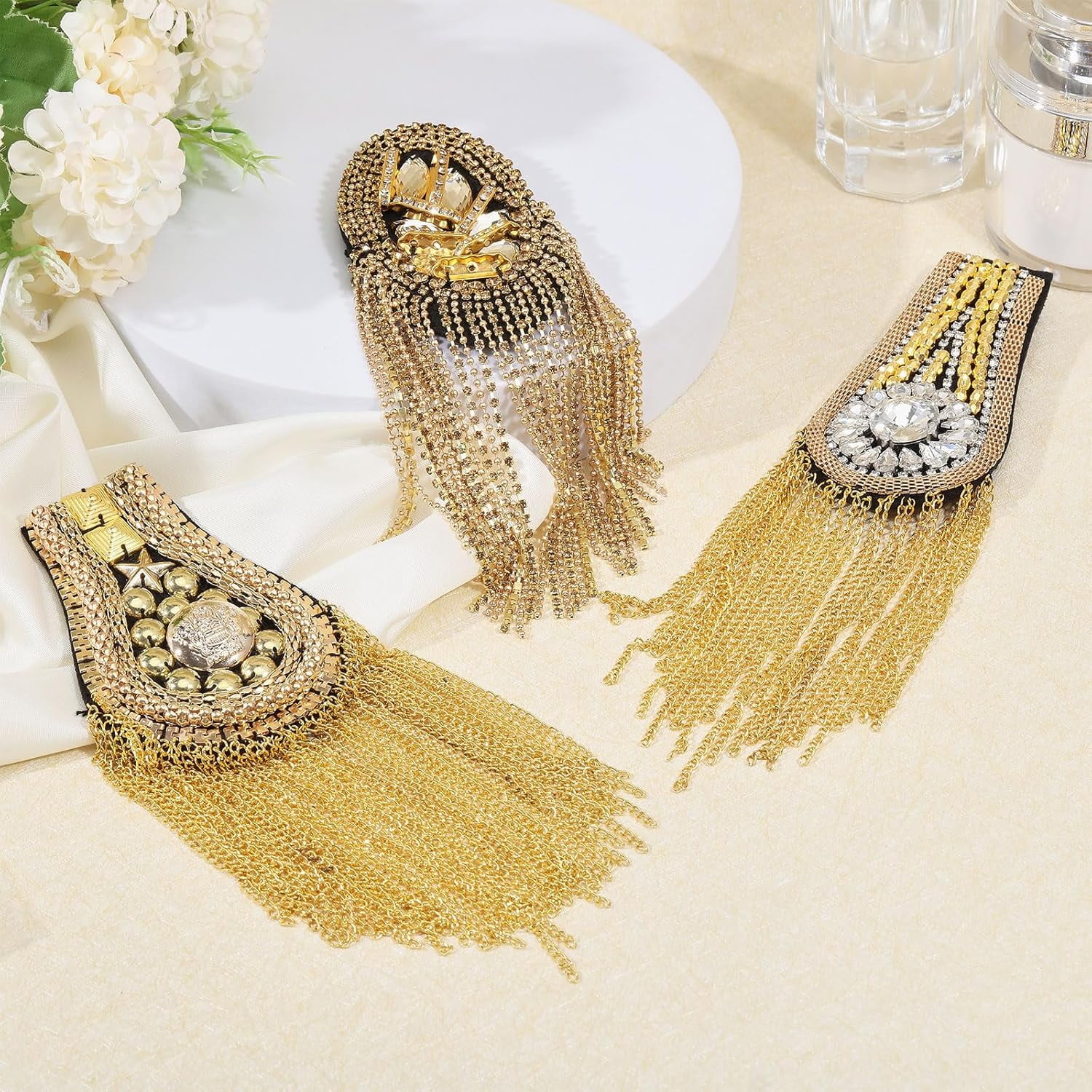6Pcs 3 Styles Rhinestone Tassel Shoulder Applique with Iron Chains Pin Fringe Patch Shoulder Badges Fringe Shoulder Epaulette Shoulder Badge for Women DIY Jacket Clothes for DIY