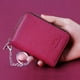 thumbnail image 4 of Cartera con cremallera FurArt con bloqueo RFID para mujer y llavero, 4 of 7