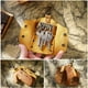 thumbnail image 2 of Porta llaves con forma de ropa con cubierta de llave con gancho de metal para el hogar de llaves Marrón Zulema Titular de la clave, 2 of 8