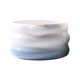 thumbnail image 1 of Cuenco de cerámica para té matcha, elegante cuenco de porcelana para preparar té. Gradiente azul, 1 of 9