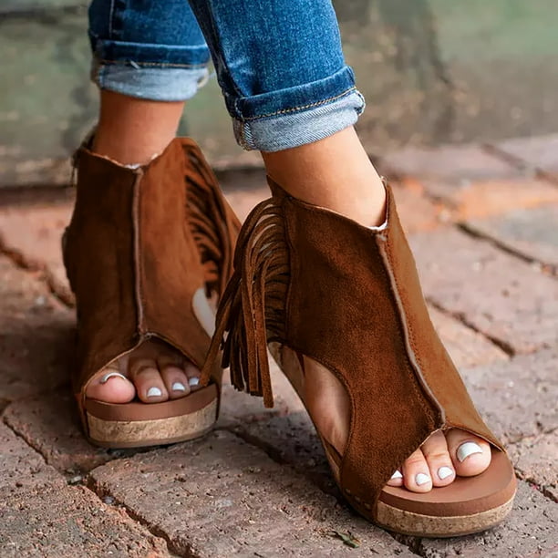 Born sandals 2025
