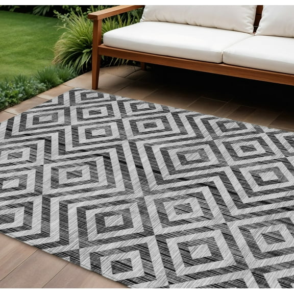 HomeRoots 583693 8 x 10 ft. Geometric Washable Indoor & Outdoor Rectangle Area Rug, Black, Gray & Silver