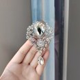 thumbnail image 1 of Broche con colgante de gota de agua grande de cristal retro europeo y americano, broche con ramillete de diamantes de imitación exagerados, accesorios de ropa, accesorios para mujer, 1 of 6