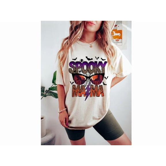 Spooky Mama Leopard Halloween Shirt – Trendy Fall Tee for Moms Who Love Halloween and Animal Prints
