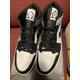 thumbnail image 3 of Ni - ke Ni - ke Air Jordan 1 Mid SE AJ1 Black White Diamond Shorts DH6933-100 Size 13M/14.5, 3 of 4