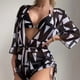 thumbnail image 2 of Conjunto de traje de baño de 3 piezas para mujer, sujetador con cuello Halter, bragas de Bikini, traje de baño con estampado hermoso con cubierta tipo 3 M, 2 of 5